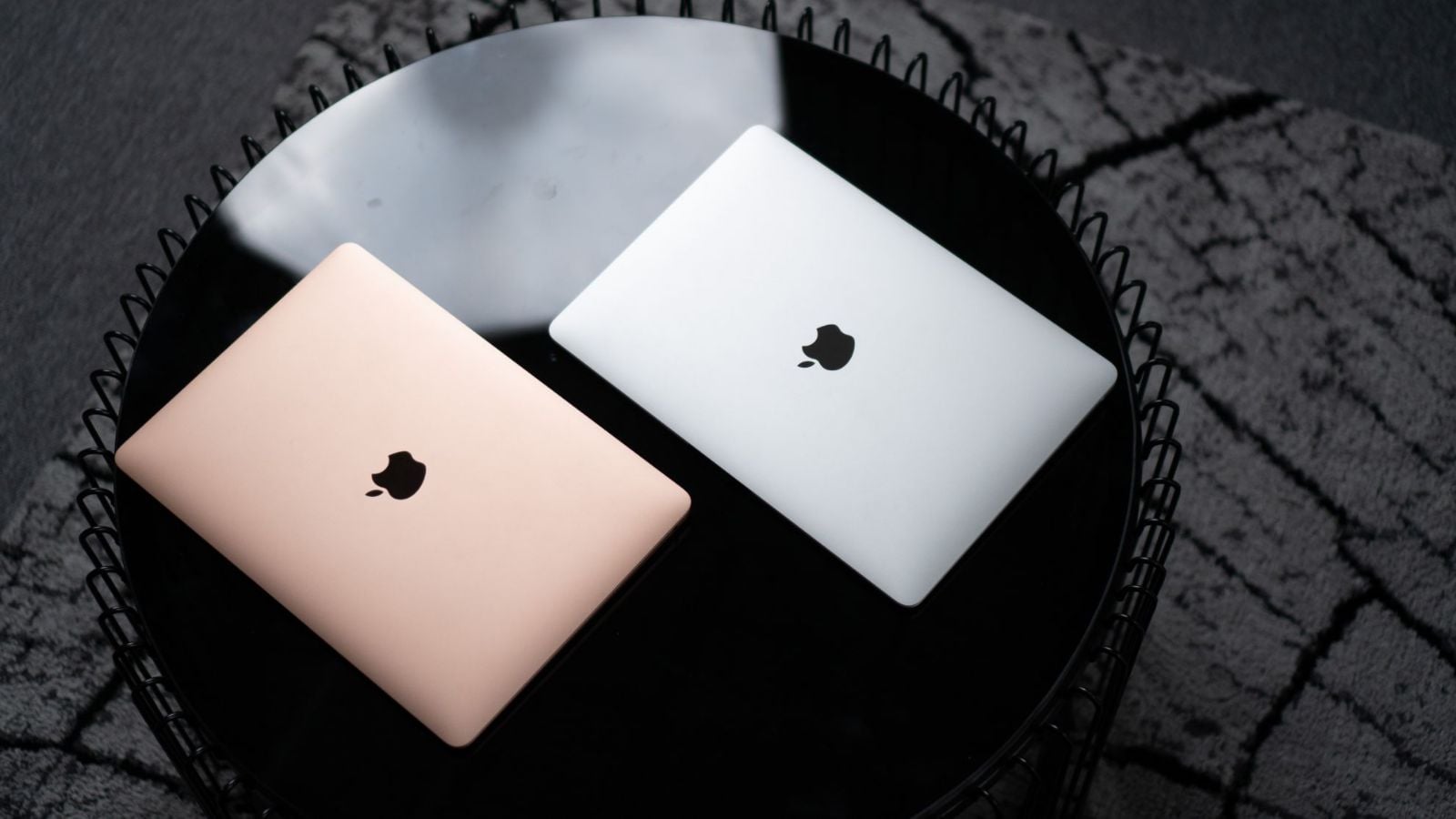 Hình ảnh cho danh mục Đánh giá MacBook Air M1: MacBook Air M1 có ổn không? Dùng được mấy năm nữa? 